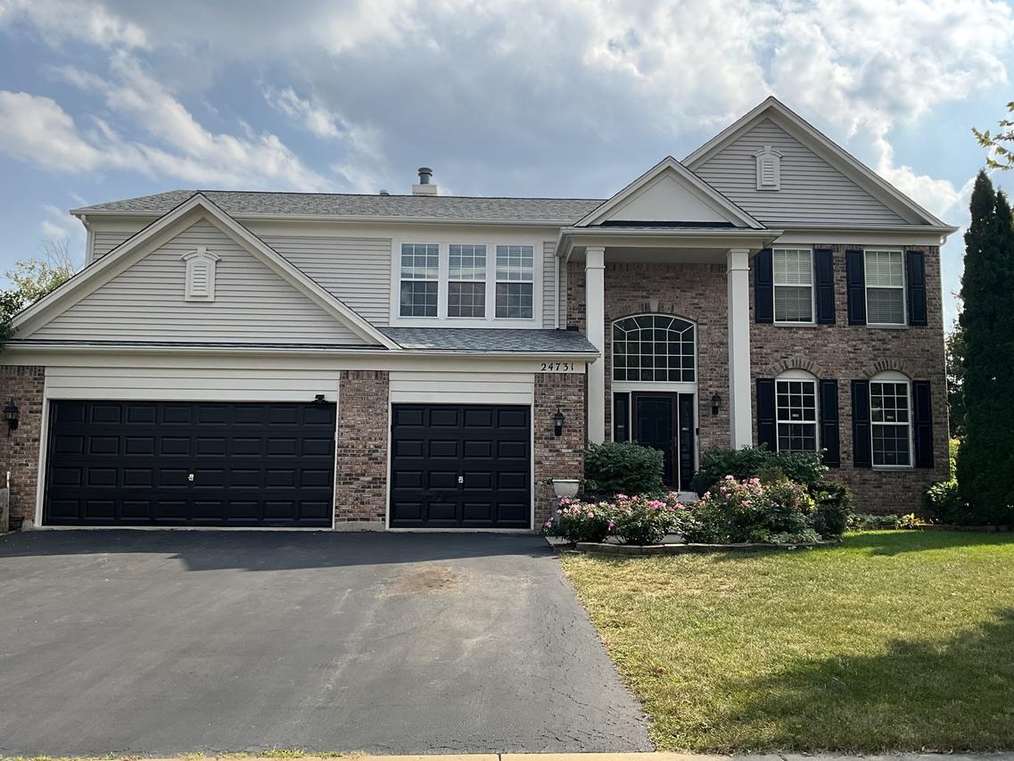 24731 Woodstock Dr., Plainfield, IL 60585
