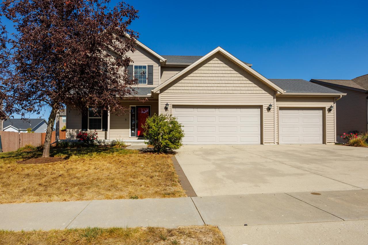 1714 Flagstone Dr., Normal, IL 61761