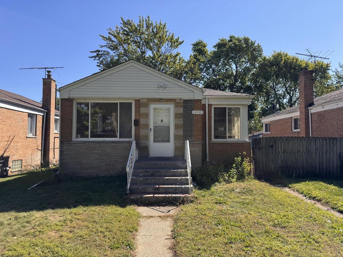 14505 S Woodlawn Ave., Dolton, IL 60419