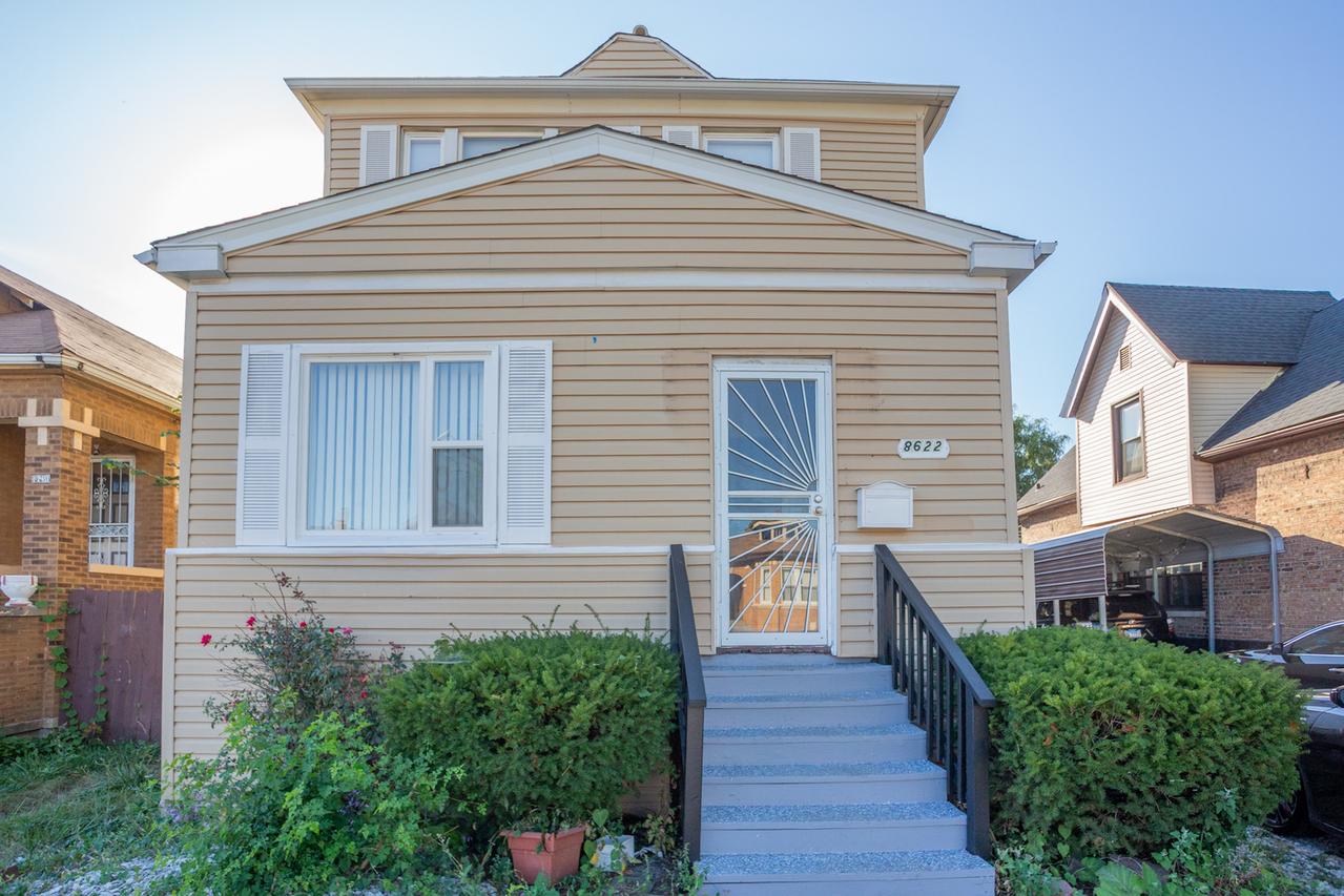 8622 S Wood St., Chicago, IL 60620