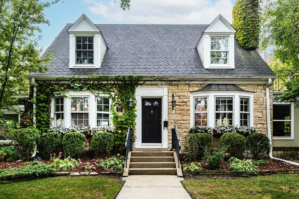 1001 S Brainard Ave., La Grange, IL 60525