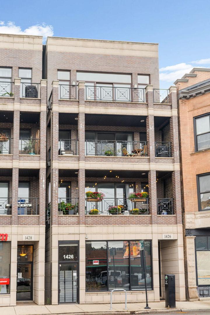 1426 W Irving Park Rd. #4, Chicago, IL 60613