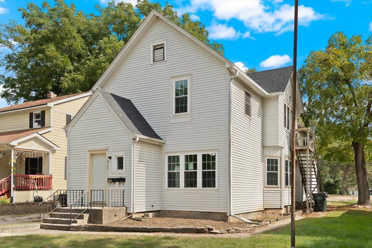 2409 Gilboa Ave., Zion, IL 60099