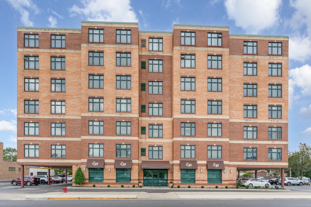 1930 N Harlem Ave. #306, Elmwood Park, IL 60707