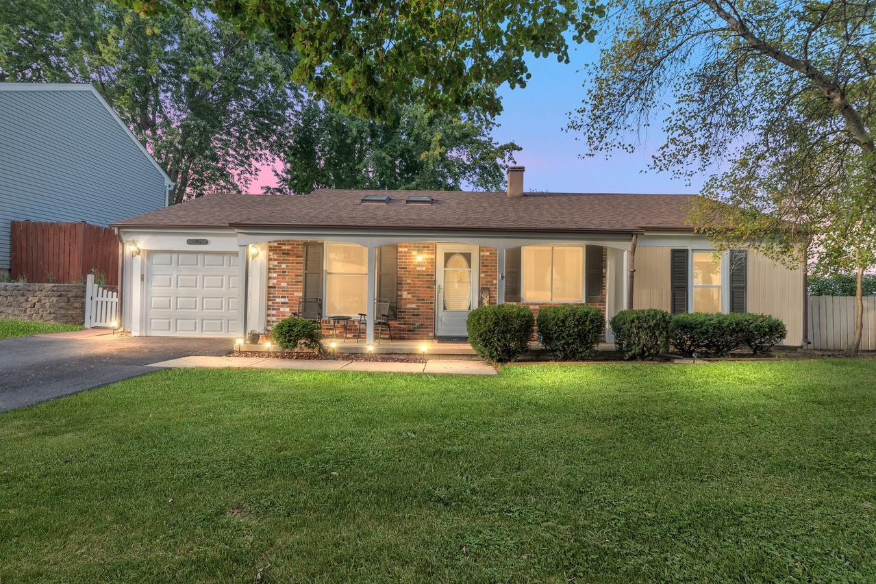 123 Wallace St., Bartlett, IL 60103