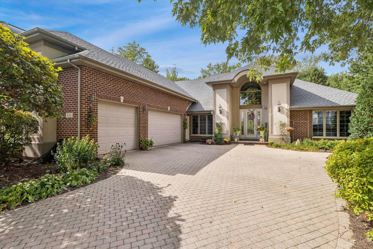 430 Shadow Creek Dr., Palos Heights, IL 60463