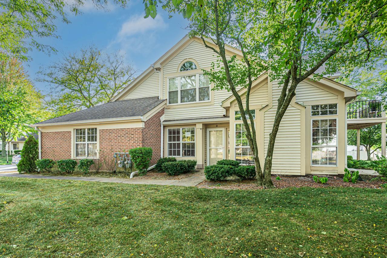 330 Ashford Cir. #4, Bartlett, IL 60103