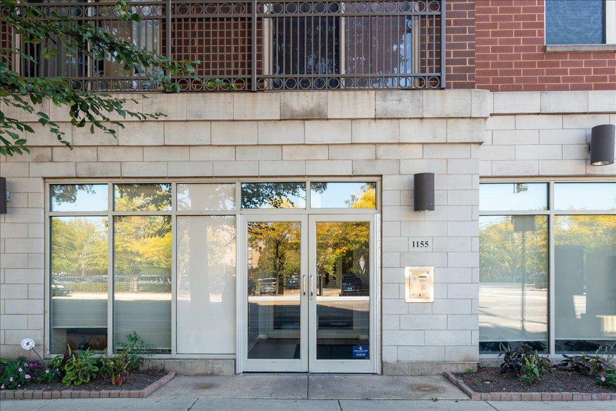 1155 W Roosevelt Rd. #503, Chicago, IL 60608