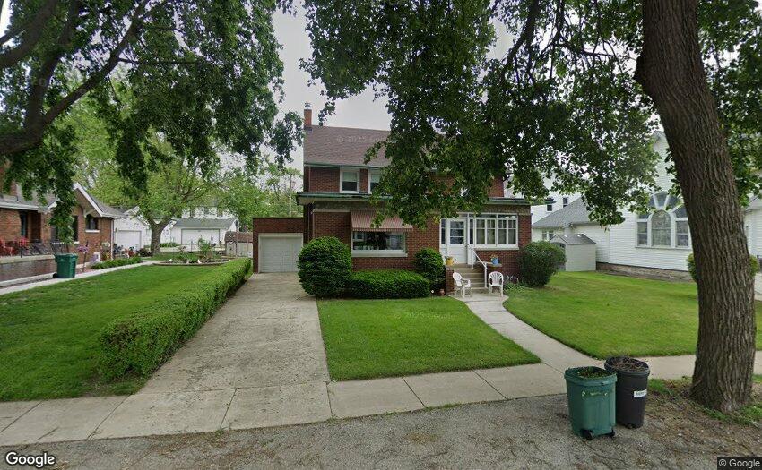350 Park St., Manhattan, IL 60442