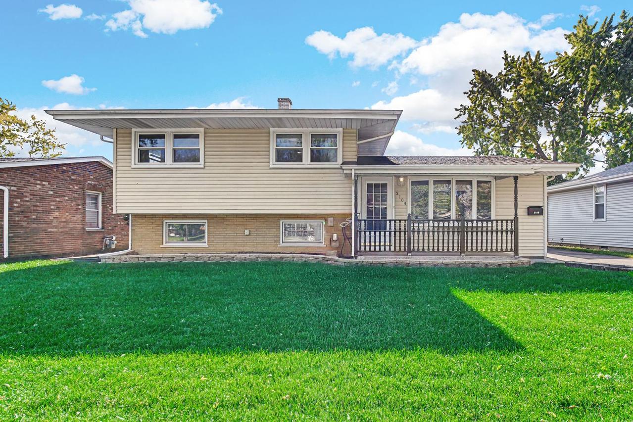 3109 190th St., Lansing, IL 60438