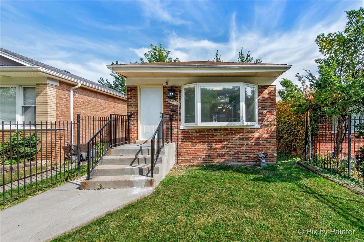 9023 S Dobson Ave., Chicago, IL 60619