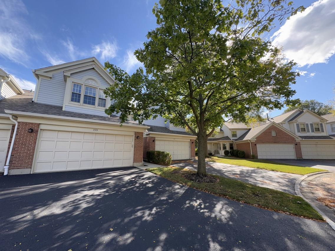 1519 Acorn Ct., Wheeling, IL 60090