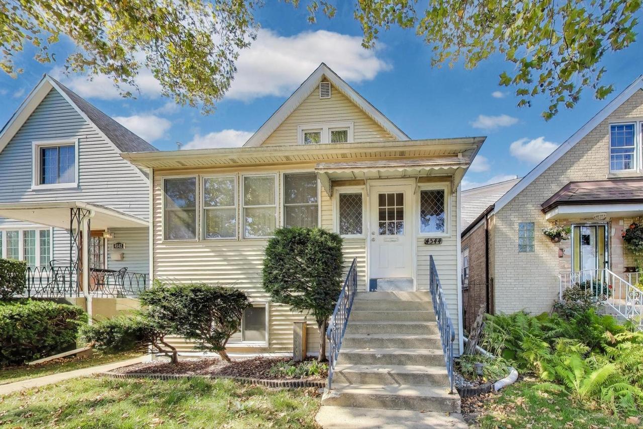 4544 N Mulligan Ave., Chicago, IL 60630