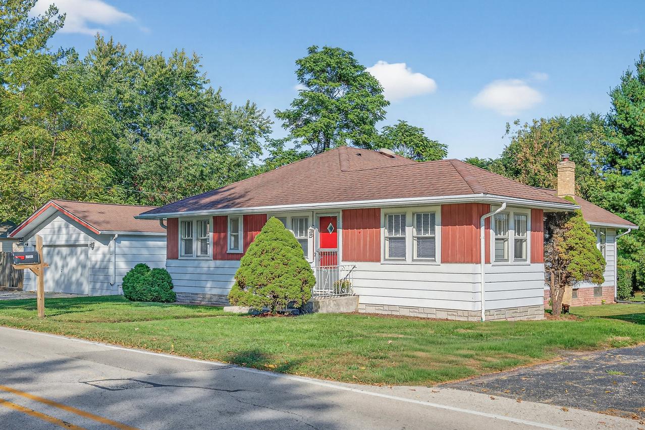 27569 N Beech St., Island Lake, IL 60042