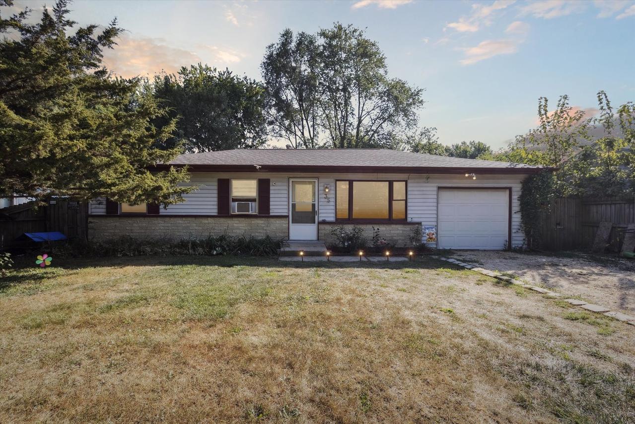 35 Liberty Blvd., Machesney Park, IL 61115