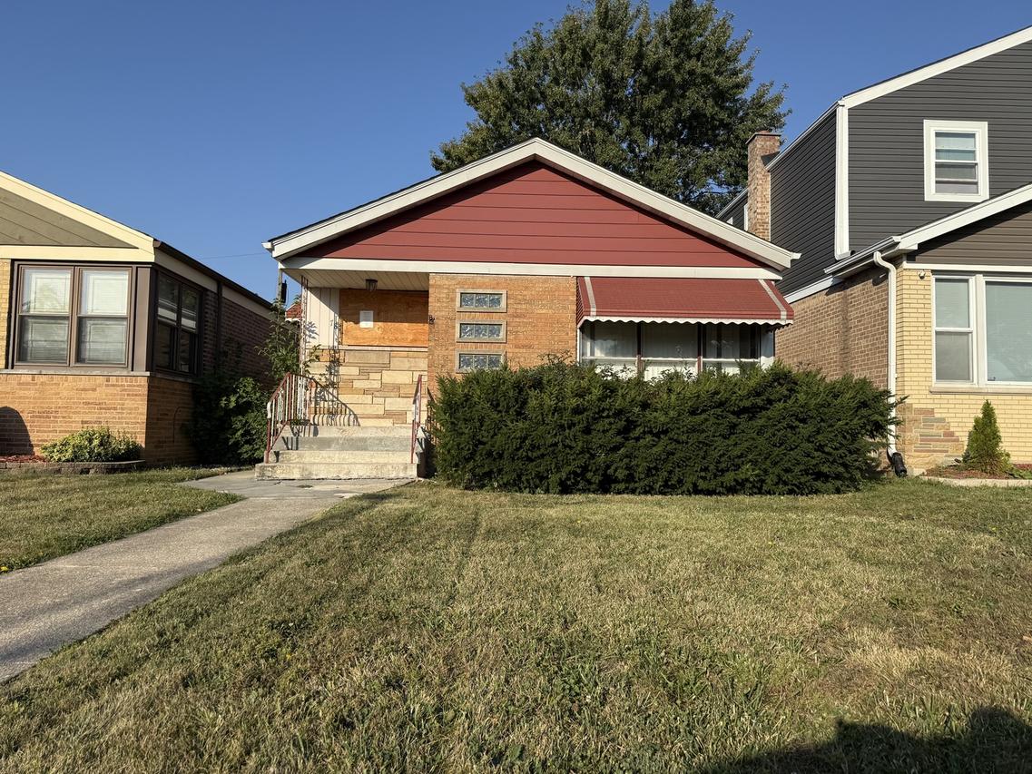 7826 S Christiana Ave., Chicago, IL 60652