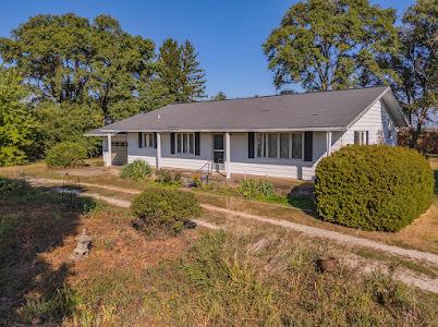 23641 N 100 East Rd., Long Point, IL 61333