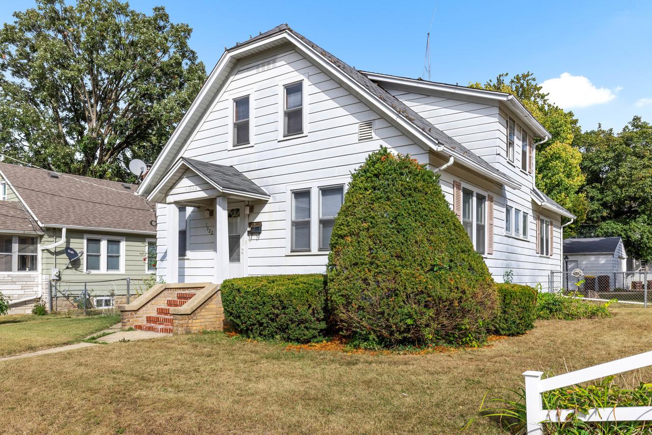 1022 23rd St., Rockford, IL 61108