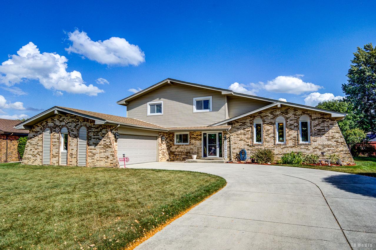 15229 Bunker Dr., Orland Park, IL 60462