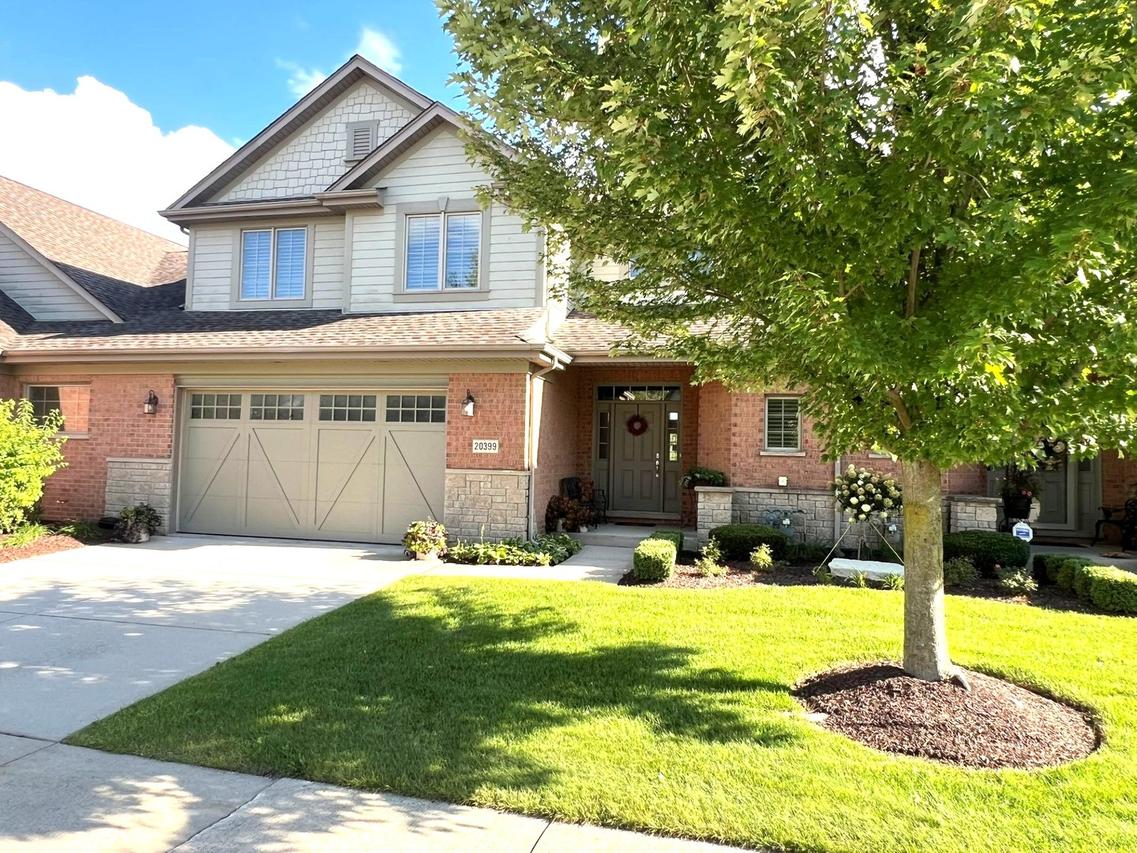 20399 Grosse Point Dr., Frankfort, IL 60423
