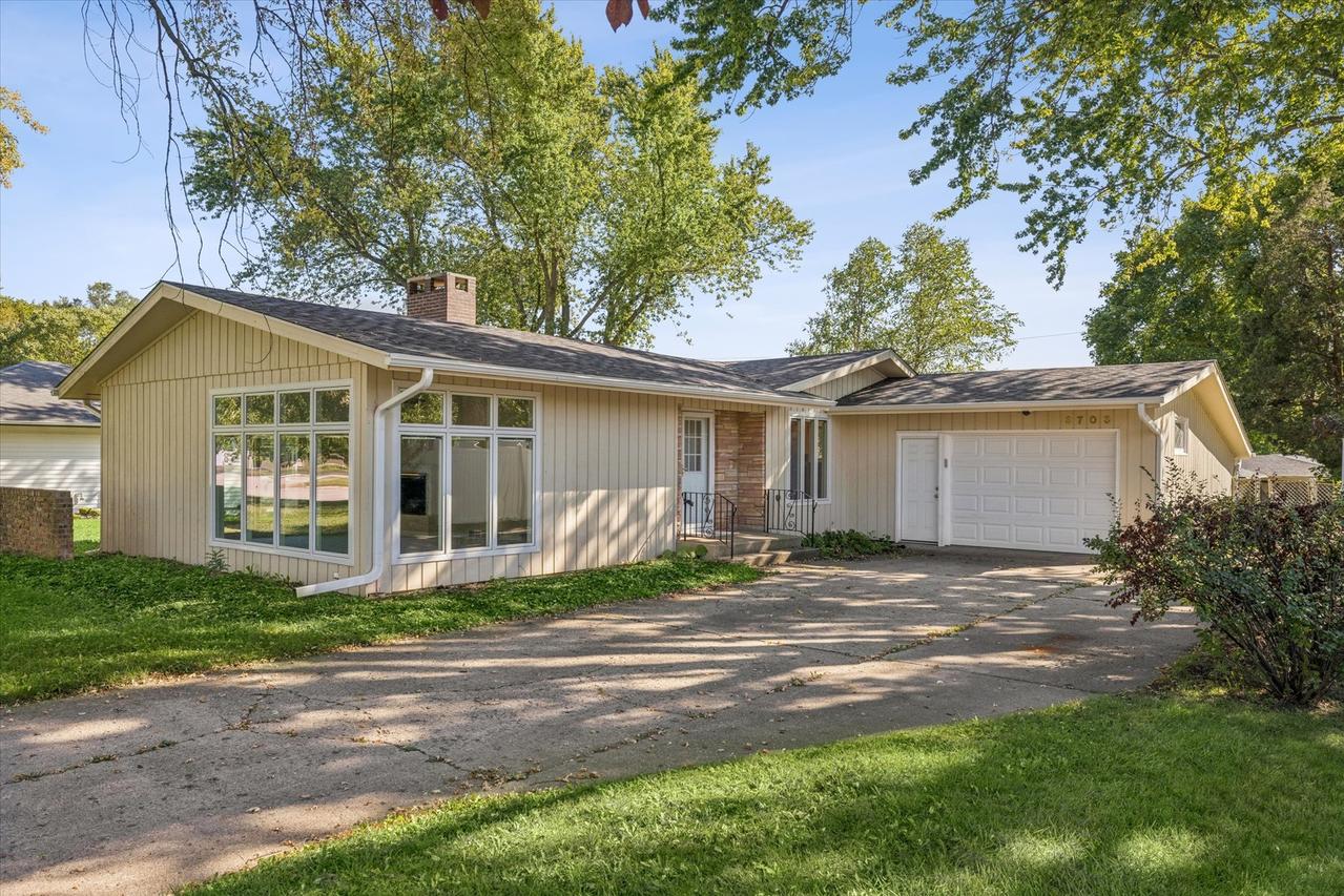 3703 W High St., Mchenry, IL 60050