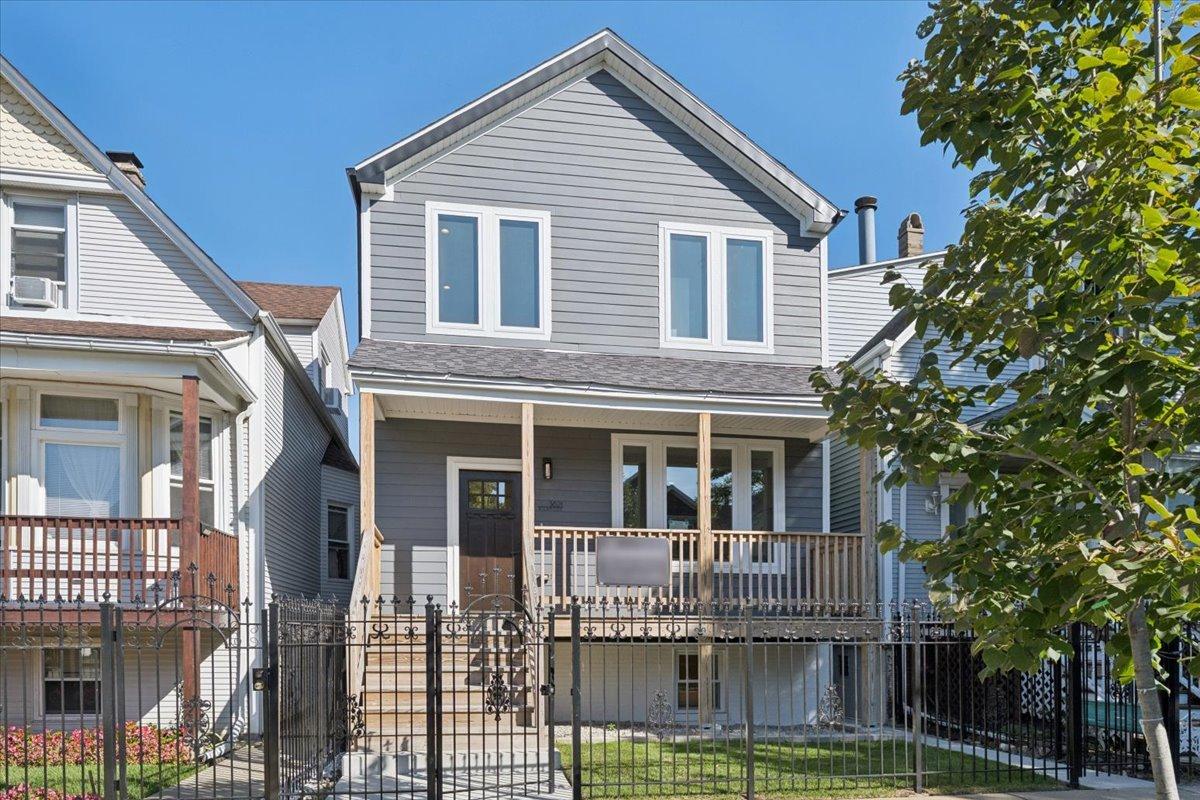 3621 N Richmond St., Chicago, IL 60618