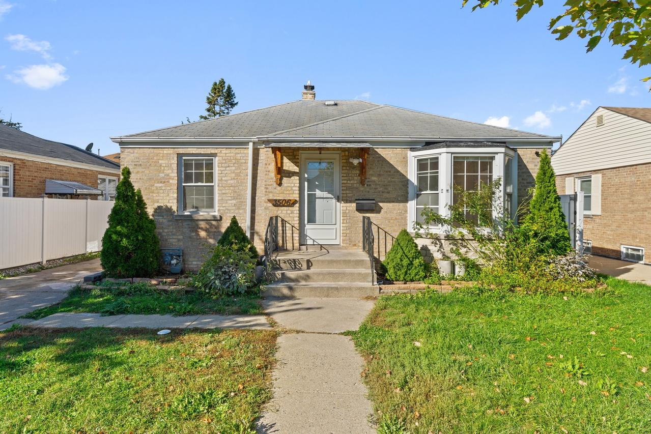 3506 Lonnquist Dr., Franklin Park, IL 60131