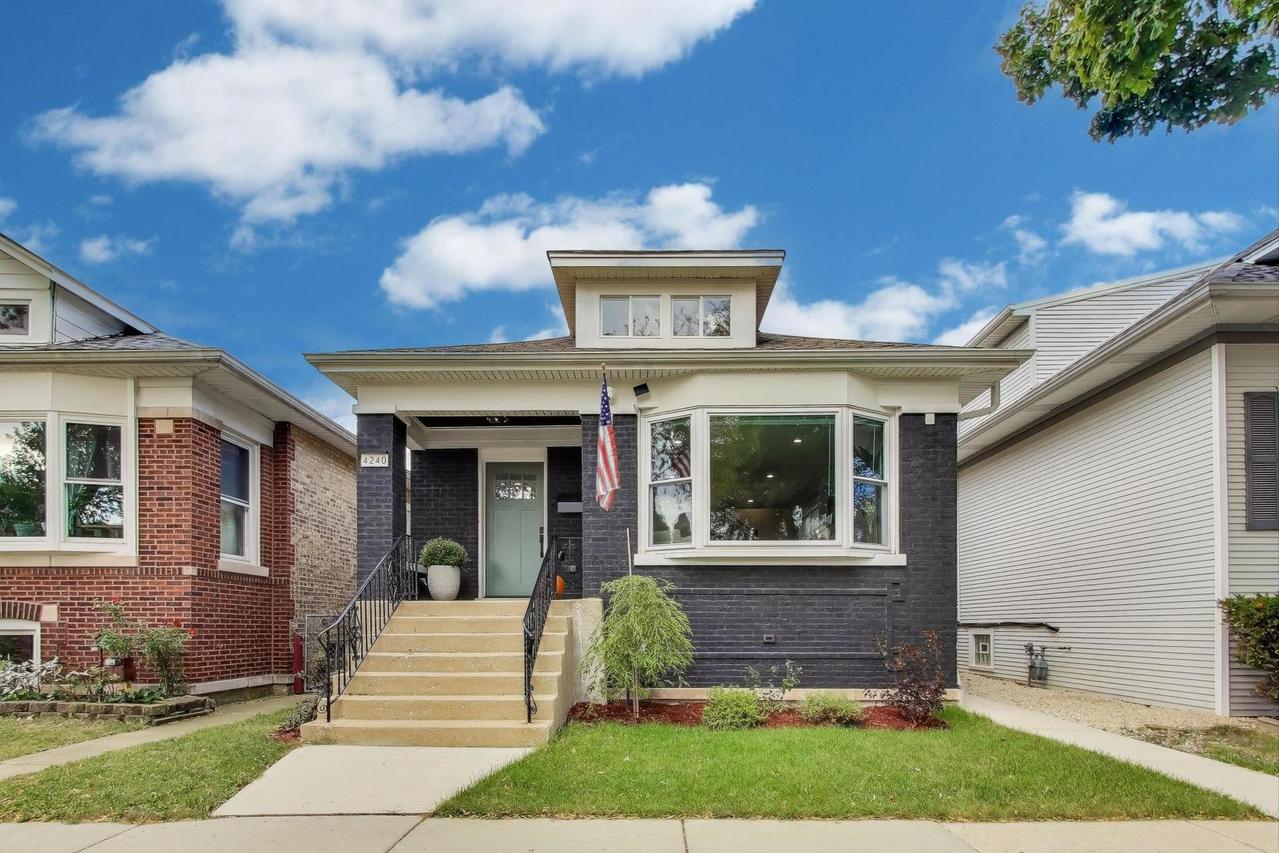 4240 N Mcvicker Ave., Chicago, IL 60634