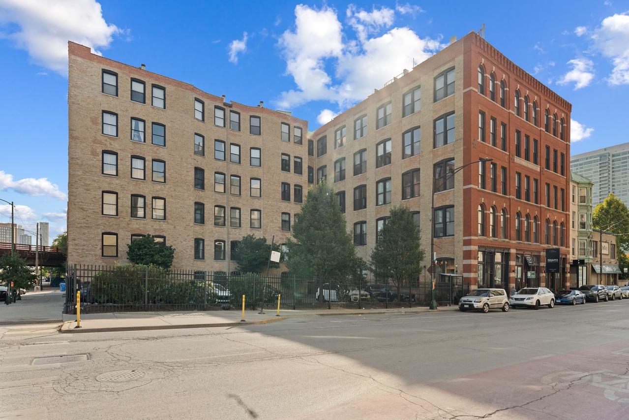 525 N Halsted St. #215, Chicago, IL 60622