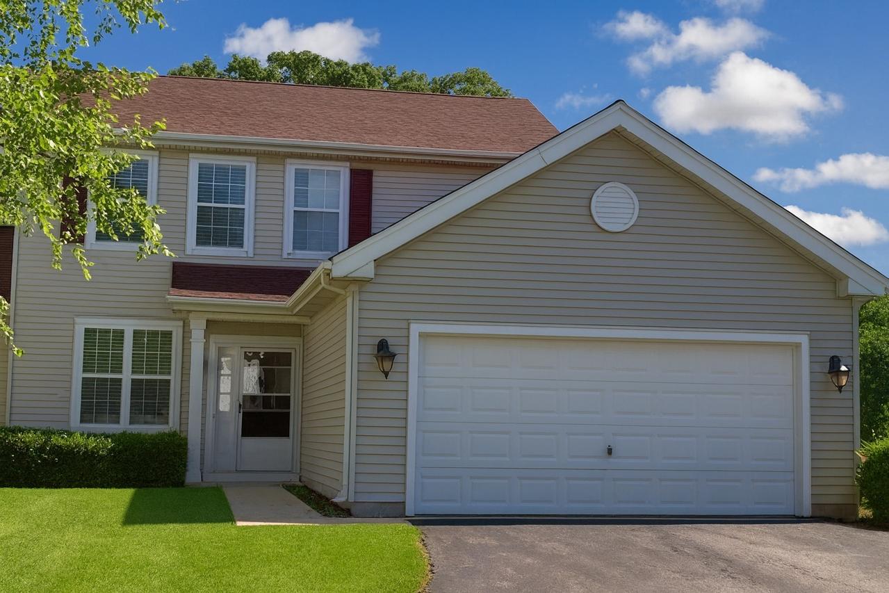 28706 Sawmill Ln., Lakemoor, IL 60051