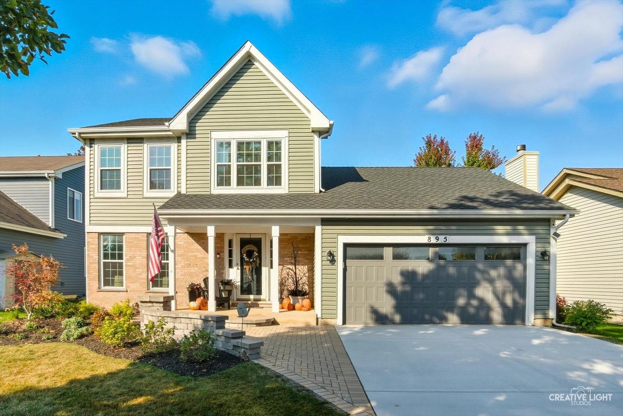 895 Lowell Ln., Naperville, IL 60540