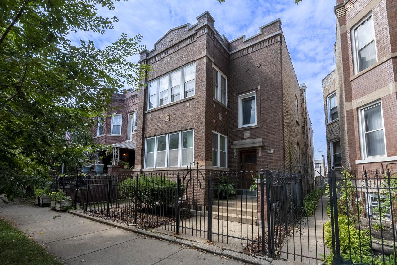 2136 N Avers Ave., Chicago, IL 60647