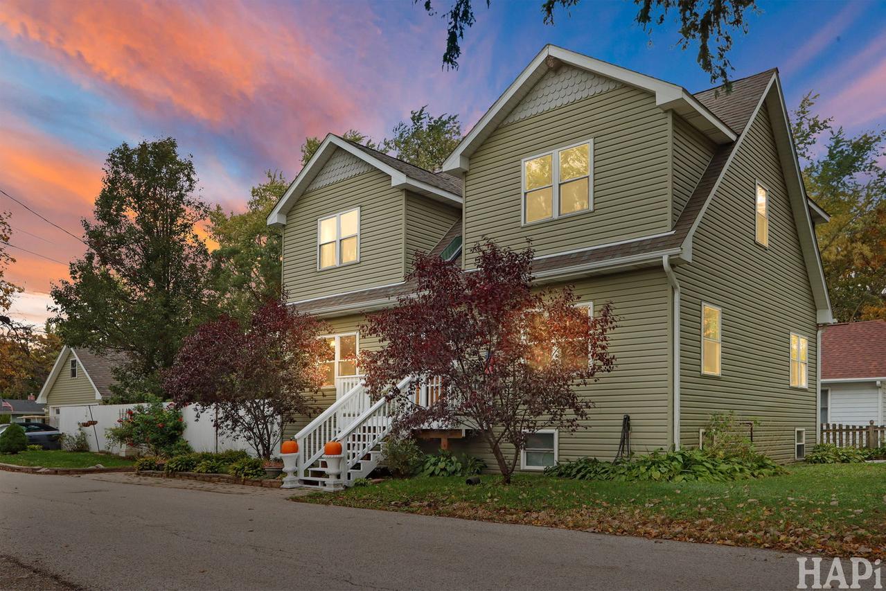 2624 Elm Oak Ln., Mchenry, IL 60051