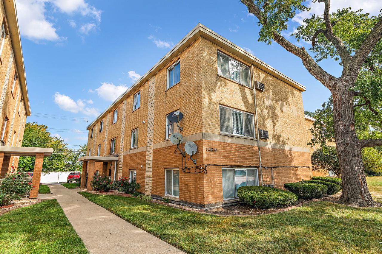 [Address Hidden by Seller], Chicago, IL 60638