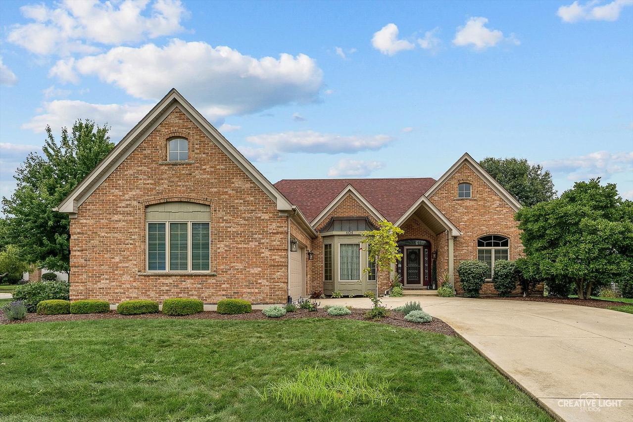 604 Hickory St., Sugar Grove, IL 60554