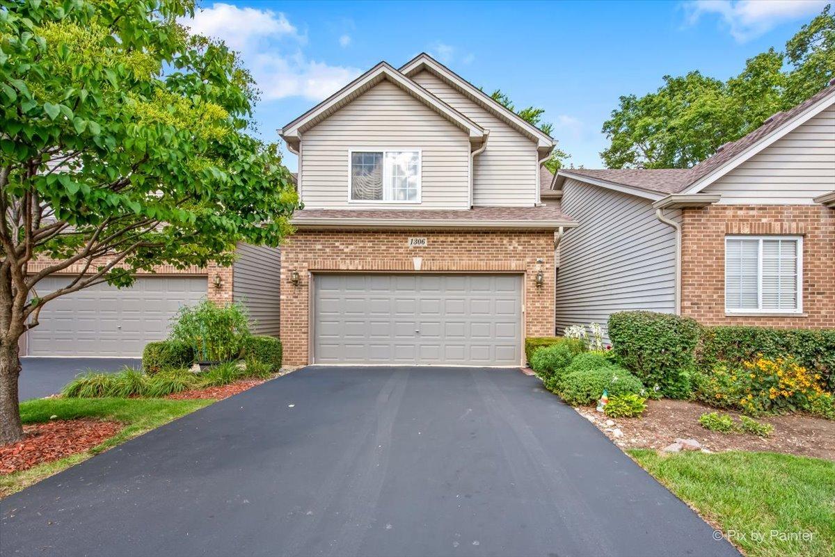 1306 Dancing Bear Ln., Elgin, IL 60120
