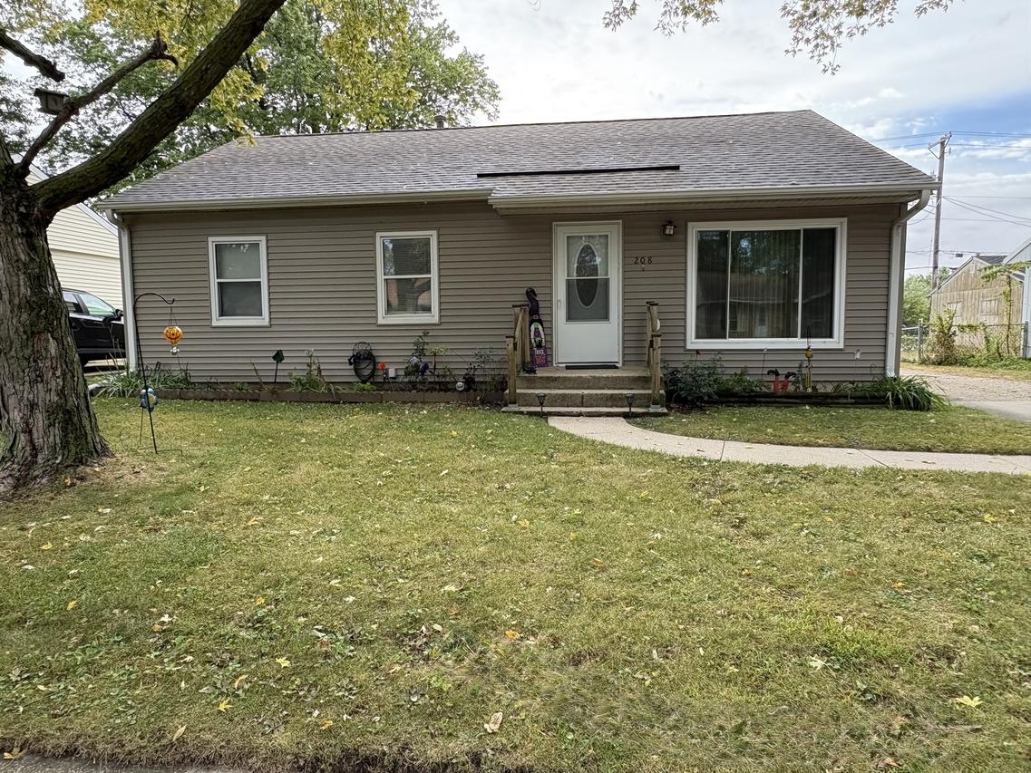 208 Irene Ave., Rochelle, IL 61068