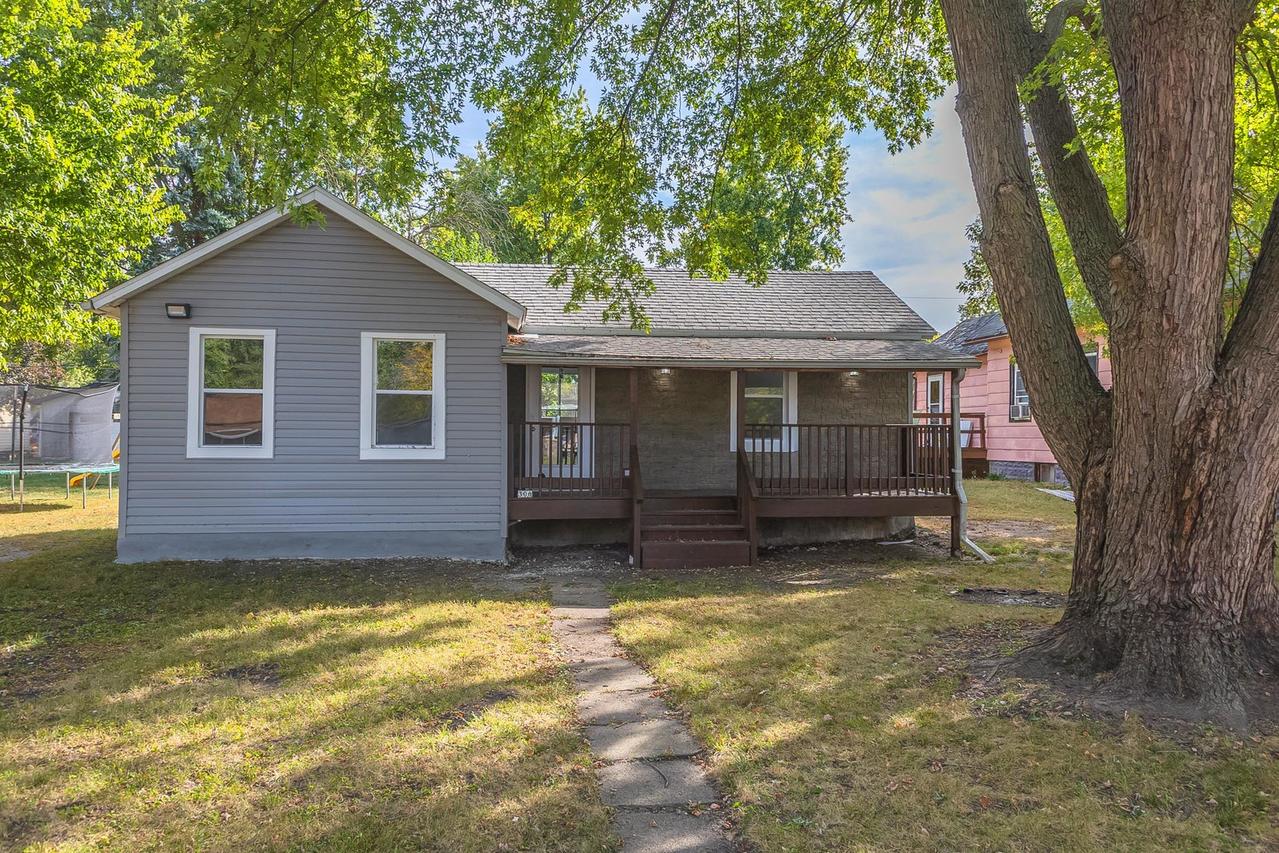 306 E Martin St., Forrest, IL 61741