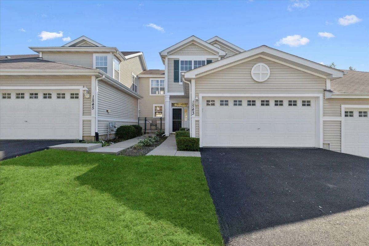 1543 W Remington Ln., Round Lake, IL 60073