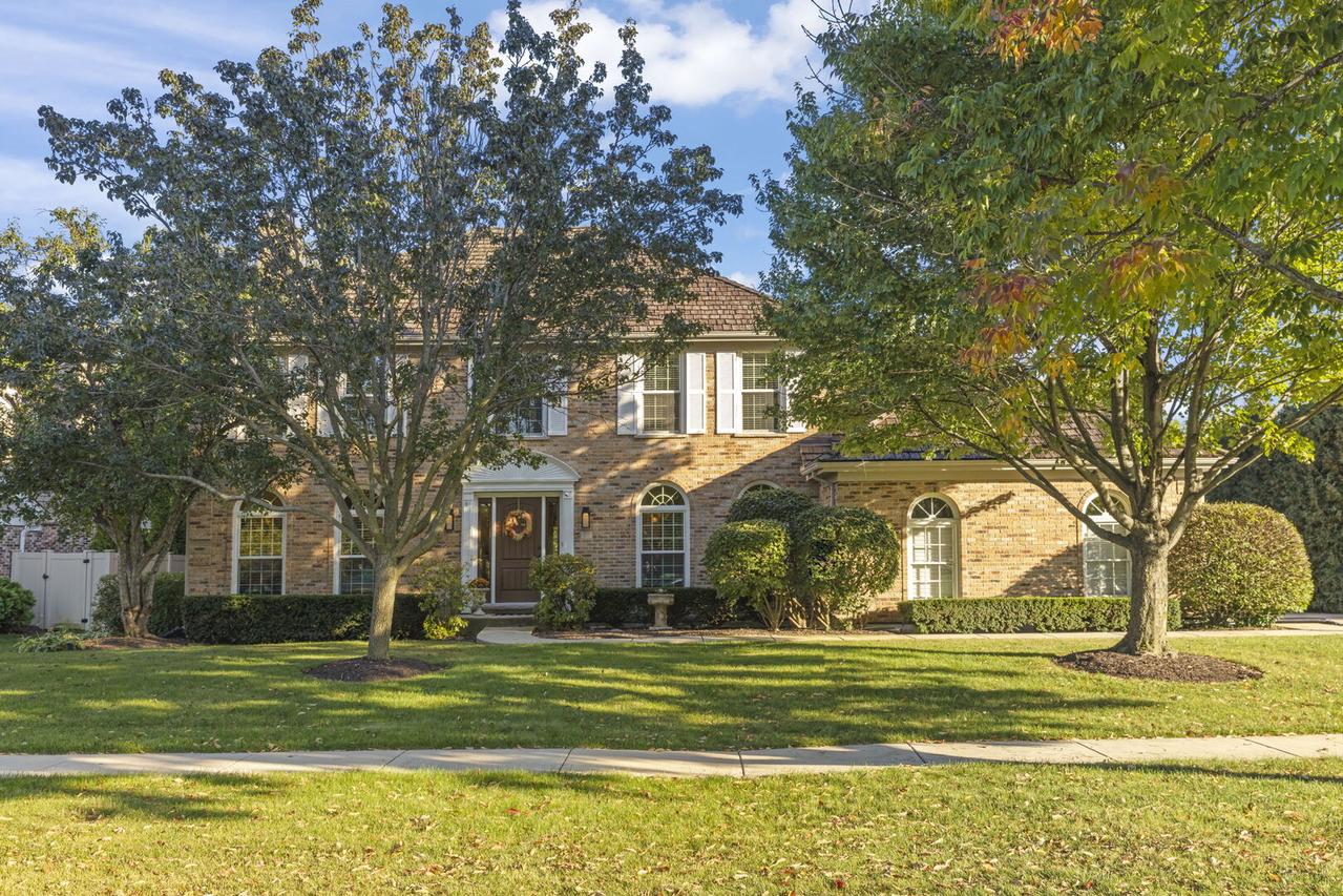 28 Winners Cup Cir., Wheaton, IL 60189