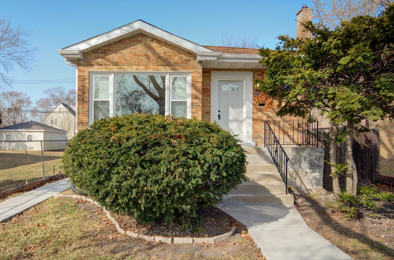 9230 S Greenwood Ave., Chicago, IL 60619