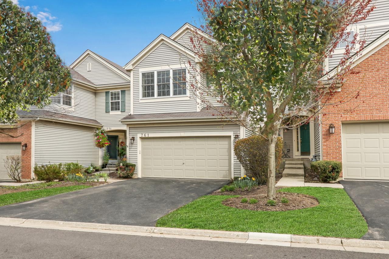 761 Creekside Cir. #9-3, Gurnee, IL 60031