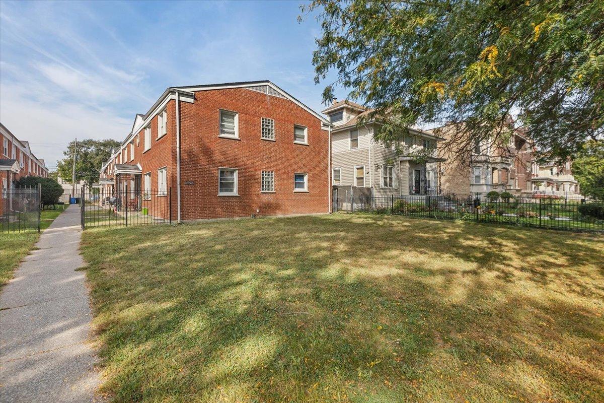 128 N Menard Ave., Chicago, IL 60644