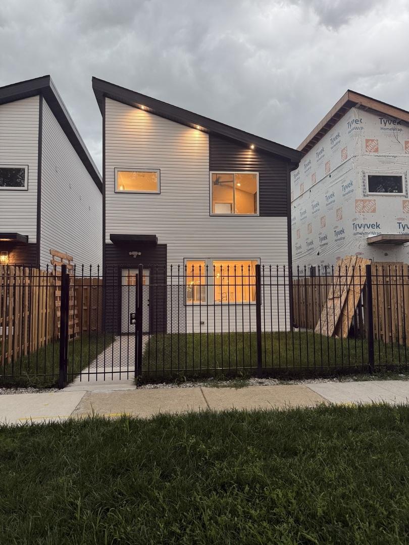 306 N Lockwood Ave., Chicago, IL 60644