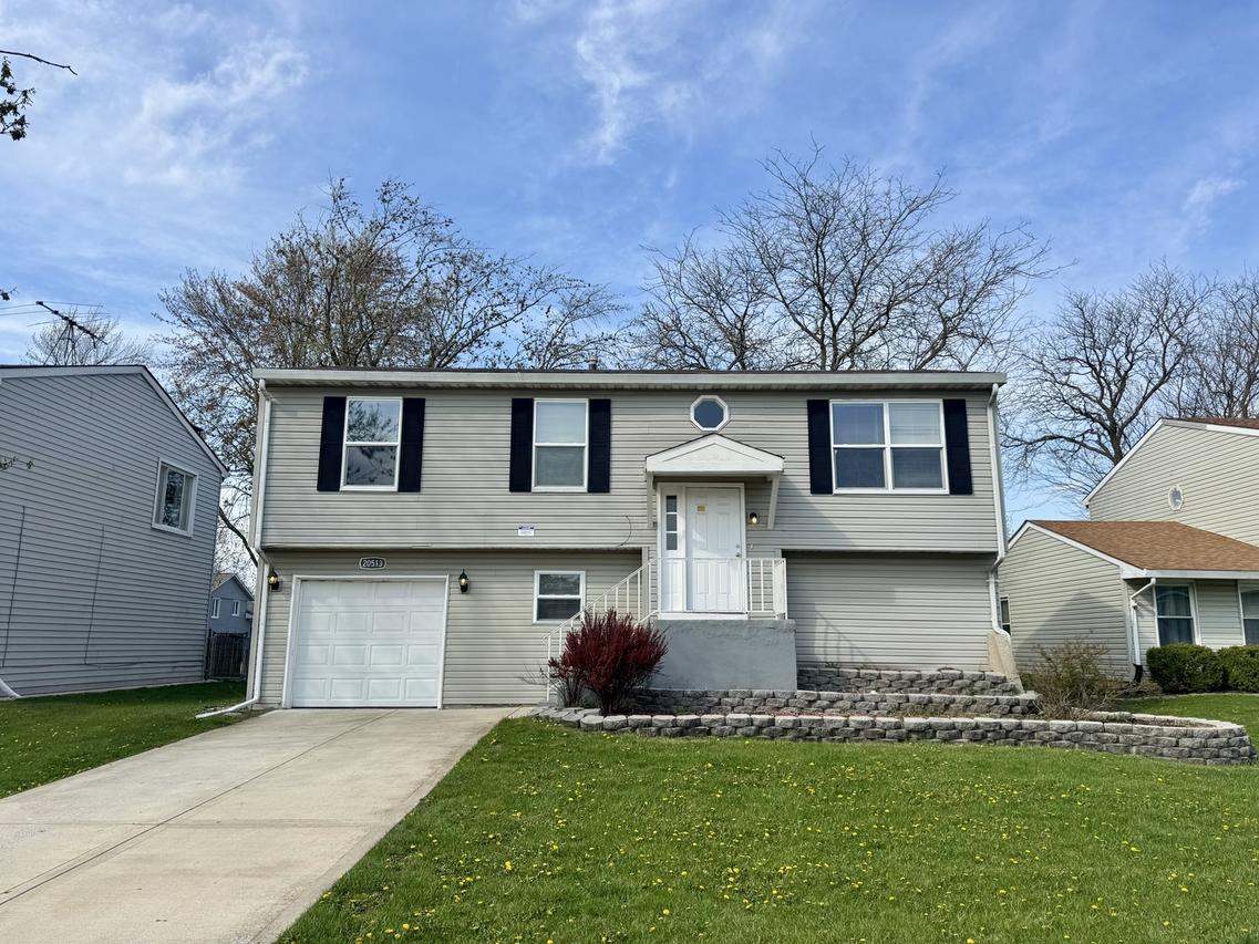 20513 S Acorn Ridge Dr., Frankfort, IL 60423