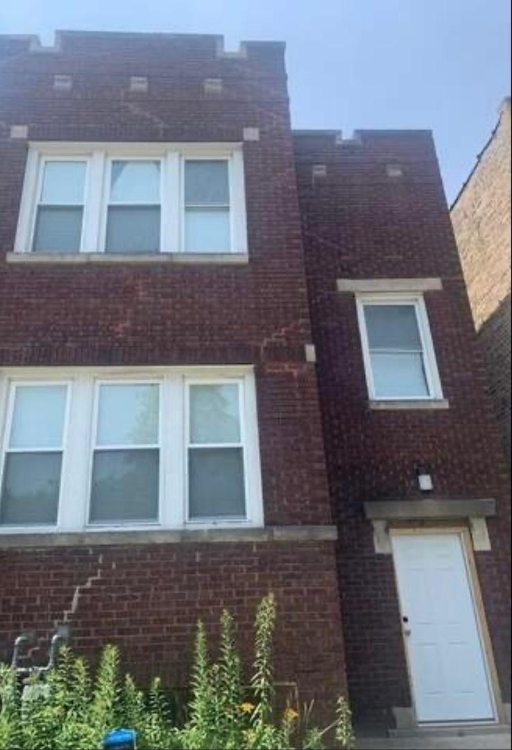 5642 S Loomis Blvd., Chicago, IL 60636