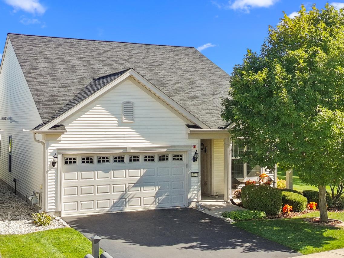 12774 Holbrook Dr., Huntley, IL 60142