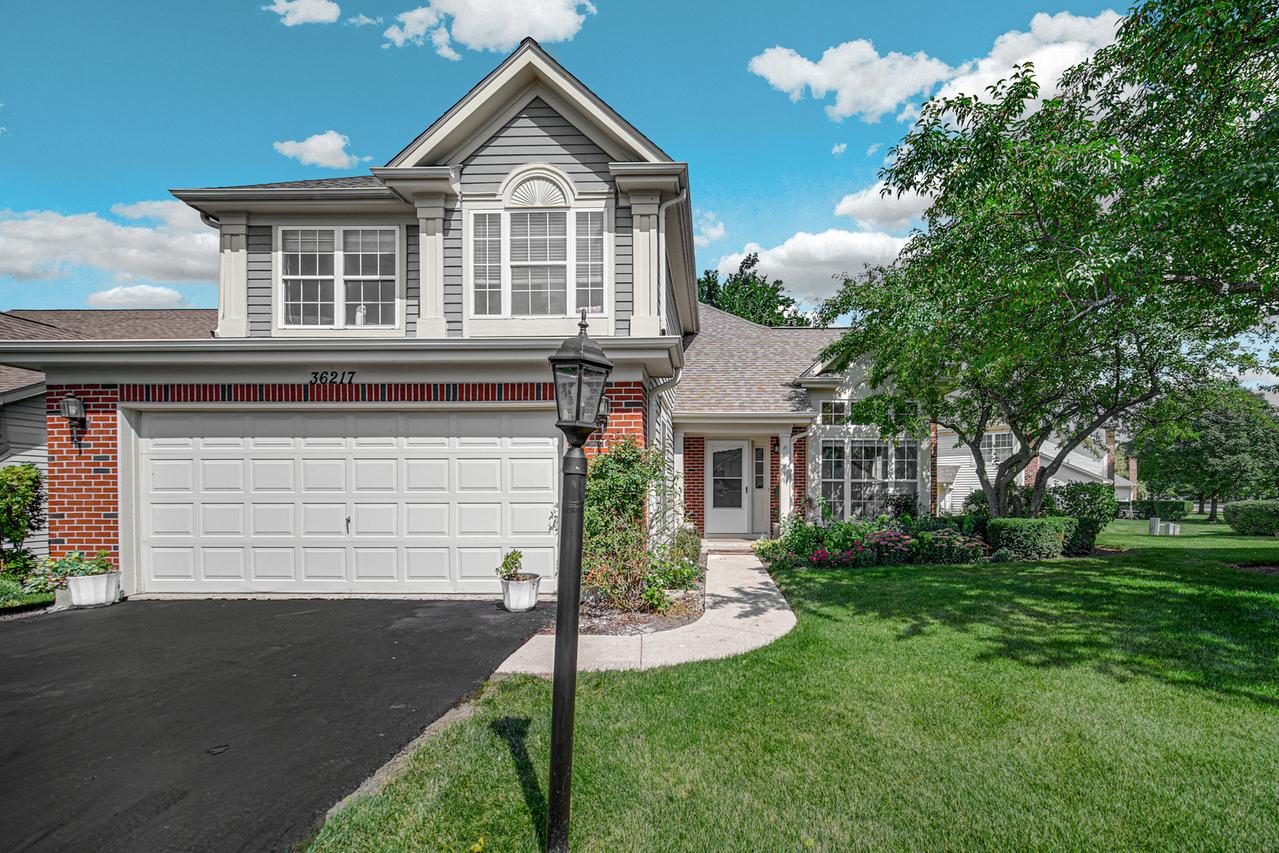 36217 N Old Creek Ct., Gurnee, IL 60031