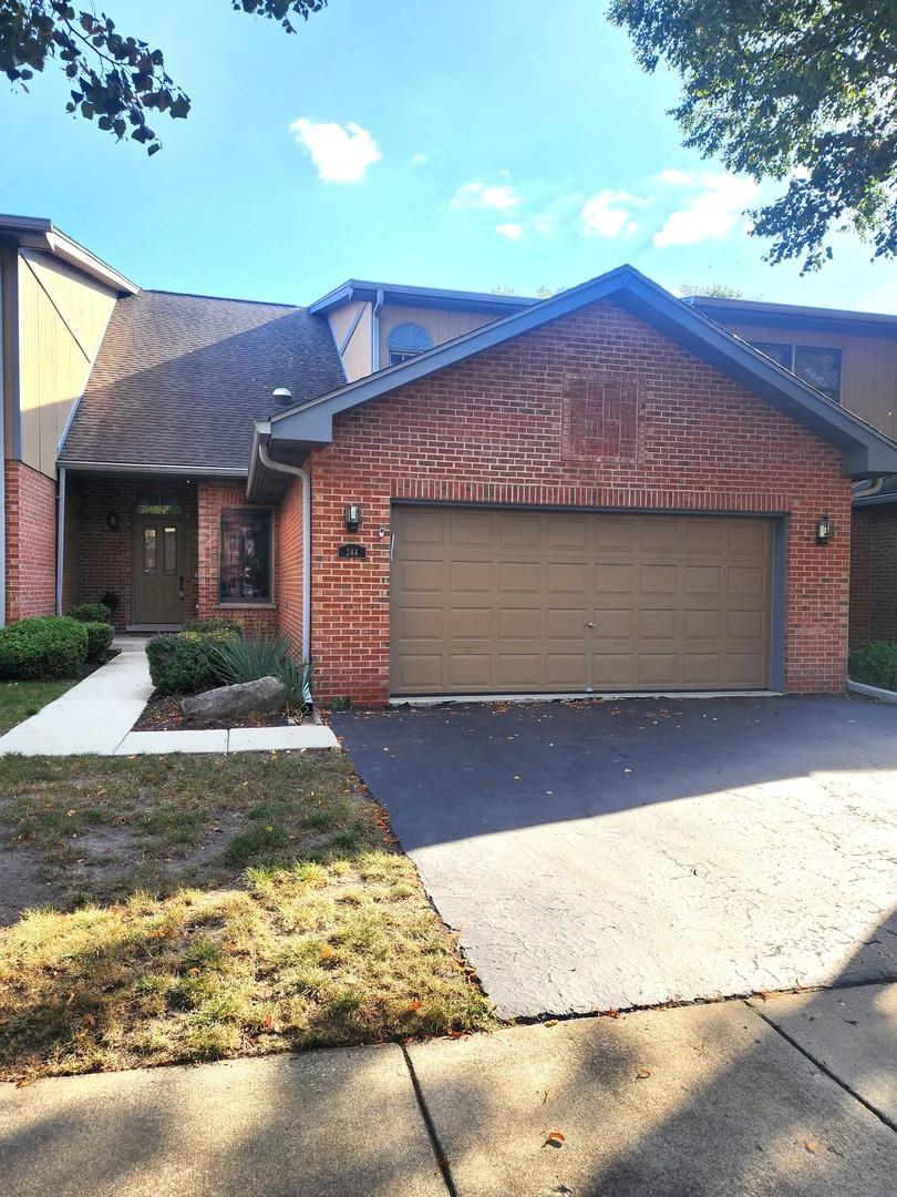 244 Garden Way, Bloomingdale, IL 60108