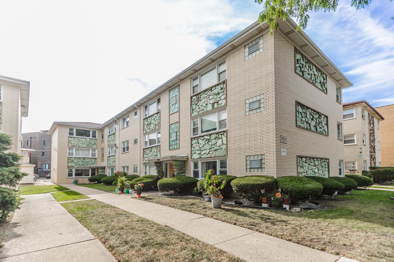 4926 N Lester Ave. #1W, Chicago, IL 60630